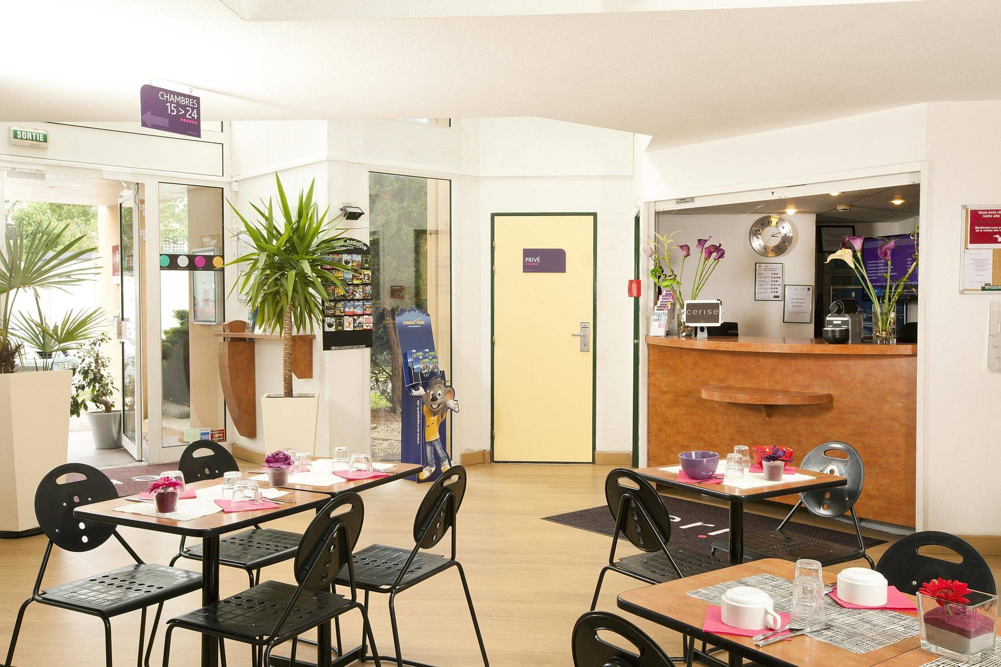 Hotel Cerise Nancy Zewnętrze zdjęcie