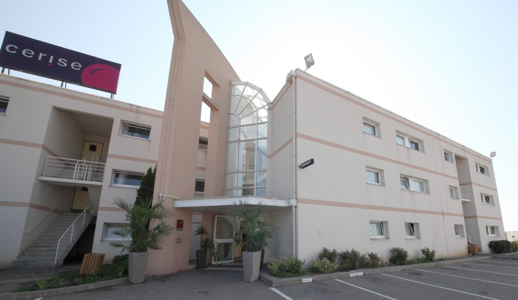 Hotel Cerise Nancy Zewnętrze zdjęcie